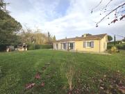 Villa de plain pied dans charmant village à proximité de...