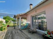 Villa de plain pied en centre ville au calme