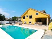 Villa de Prestigio a 25 Minutos de Valencia: Confort,...