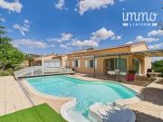 Villa de standing avec piscine à Lablachère – Sud Ardèche