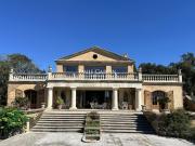 Villa de style palladien à vendre Ramatuelle vue dégagée...