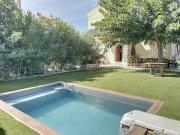 Villa de type 6 avec garage et piscine, au calme...