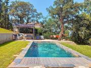 Villa de type Bastide Piscine Surface totale 373 M² 4....