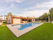 Villa de una sola planta cerca del centro de L´Albir, en...