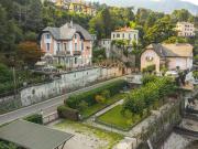 Villa d'epoca in vendita fronte lago Maggiore con...