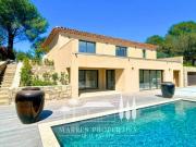 Villa d'Exception à Plan de la Tour – Plein Sud avec...