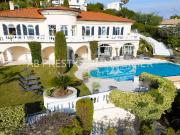 VILLA D'EXCEPTION AVEC VUE MER IMPRENABLE....