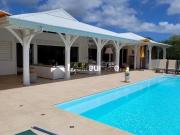 Villa d'Exception sur 3000m² de Terrain: Espaces...