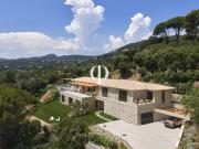 Villa d'exception surplombant la baie de Saint Tropez