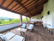 VILLA di 10 vani e di 1500 mq VICCHIO rif. AAI489