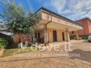 Villa di 120 m con 4 locali in vendita a Roma