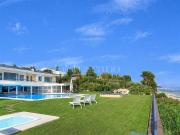 Villa di 1300 mq a Centro Padenghe sul Garda