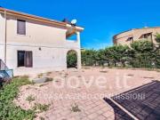 Villa di 172 m con più di 5 locali in vendita a...