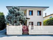 Villa di 178 m con 4 locali in vendita a Treviso [rif....