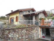 Villa di 180 m con 5 locali e box auto in vendita a Gromo