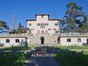 Villa di 2000 mq in vendita Firenze, Italia