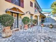 Villa di 205 m con 5 locali in vendita a Palermo [rif....