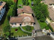 Villa di 210 m con più di 5 locali e box auto doppio in...