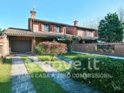 Villa di 243 m con 4 locali e box auto in vendita a San...