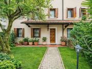 Villa di 243 mq in vendita Via Augusto e Luigi Serena,...