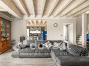 Villa di 245 m con più di 5 locali in vendita a Cernobbio