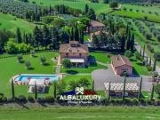 Villa di 390 mq in vendita Peccioli, Italia
