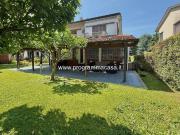 Villa di 402 mq in vendita Via Alessandro Manzoni,...