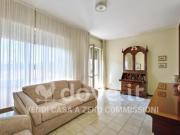 Villa di 449 m con più di 5 locali e box auto in vendita...