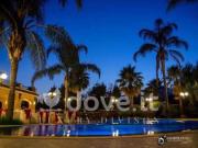 Villa di 473 m con più di 5 locali in vendita a Acireale