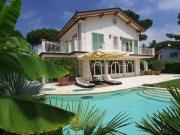 Villa di 480 mq in vendita Via Colombo, Forte dei Marmi,...
