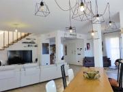 Villa di 496 mq in vendita Fleming, 2, Abbiategrasso,...