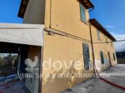 Villa di 497 m con più di 5 locali e box auto in vendita...