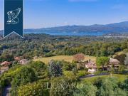 Villa di 510 mq in vendita Besozzo, Italia