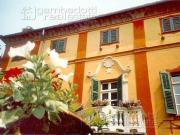 Villa di 550 mq in vendita Via Assarti, 2, Barge, Cuneo,...