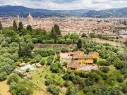 Esclusiva villa in vendita piazzale michelangelo, 10,...