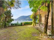 Villa di 694 mq in vendita Via Enrico Caronti, 33,...