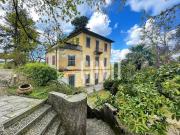 Villa di 750 mq in vendita Via dei Cappuccini, Tradate,...