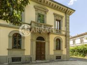 Villa di charme in perfetto stile liberty, ex hotel in...