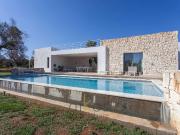 Villa di design con 6 camere, piscina e uliveto a San...
