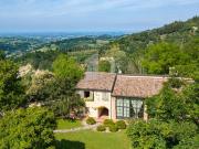 Villa di lusso con 10 camere da letto in Emilia Romagna...