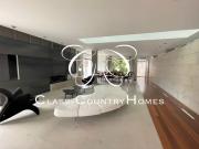 Villa di Lusso in Vendita a Roma Casal Palocco