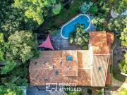 Villa discrète au coeur de Cayola 167m² Les Sables...