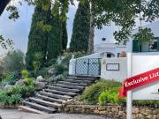 Villa dominante com vista ao mar e total privacidade,...