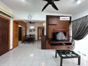 Villa Emas with pool view