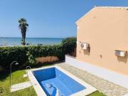 VILLA EN 1ª LÍNEA DE PLAYA EN CHILCHES COSTA
