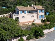 Villa en bord de mer avec jardin