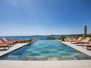 Villa en bord de mer avec jardin