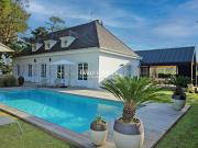 Villa en bord de mer avec jardin