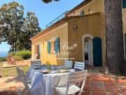 Villa en bord de mer avec jardin