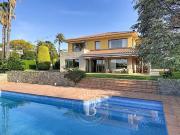 Villa en Can Teixidó, El Masnou, Barcelona. 532m² Alella